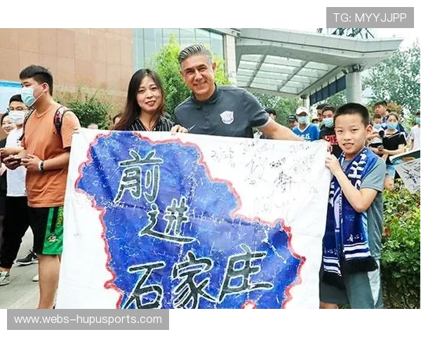 媒体转播技术革新，中超联赛全球传播策略分析